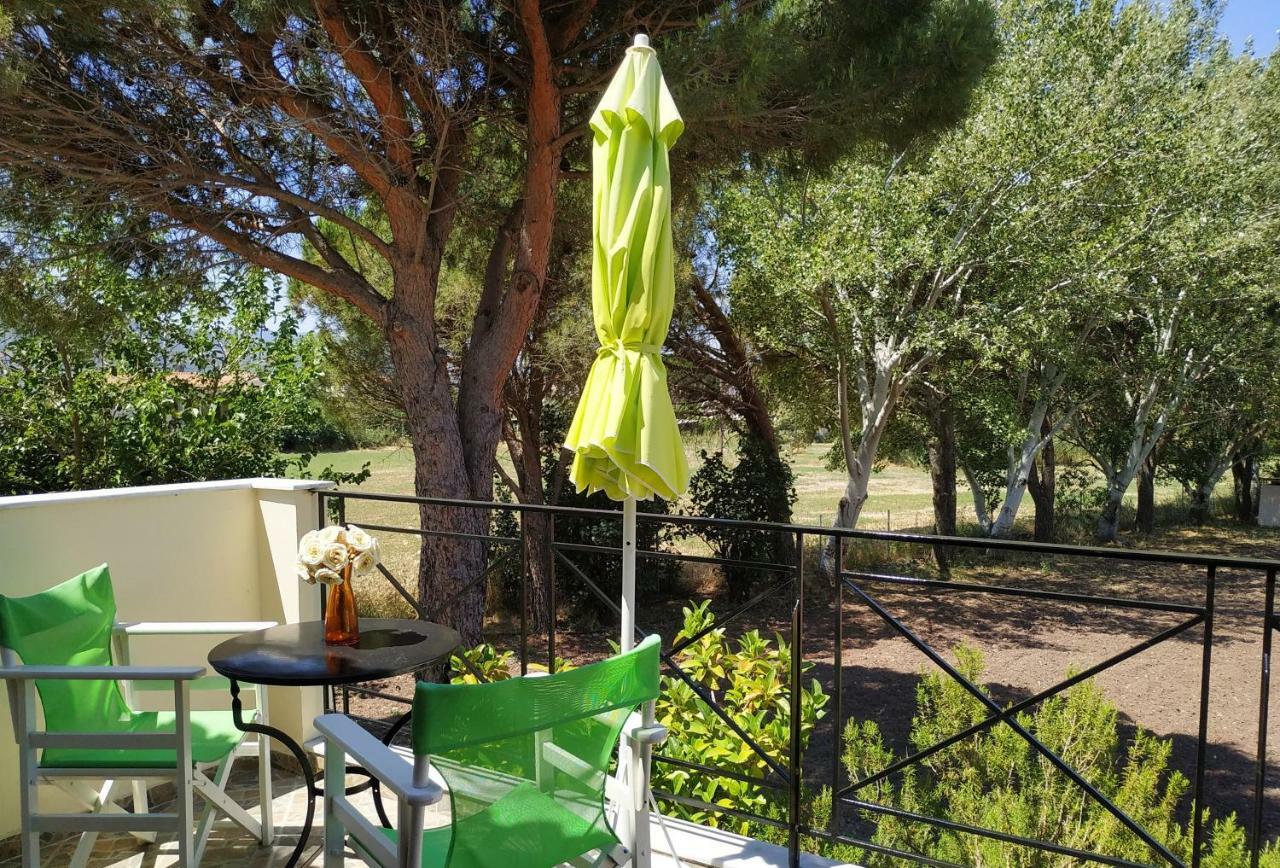 Gaea Gardens Studios & Villas Petra  Exteriör bild
